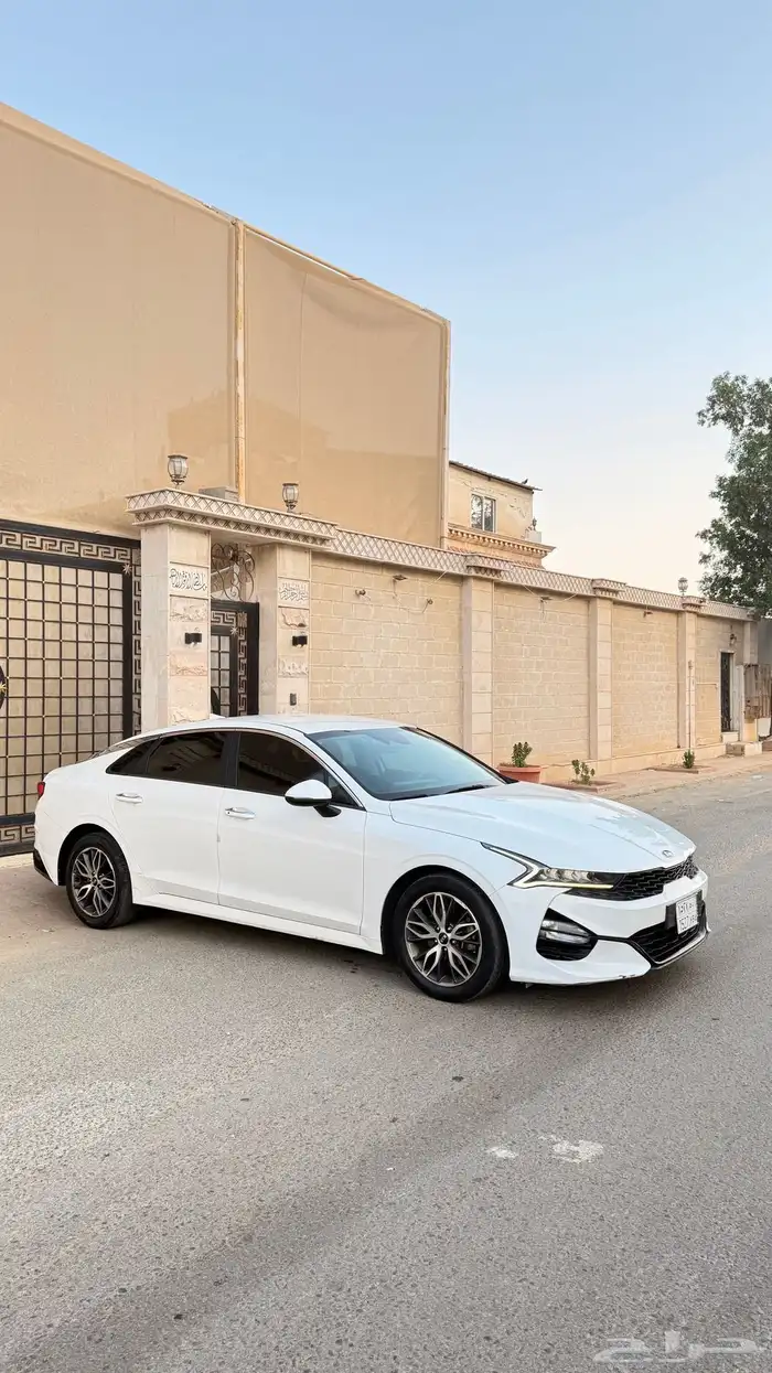 كيا K5 2021 ( بنزين) بحالة الوكالة 2