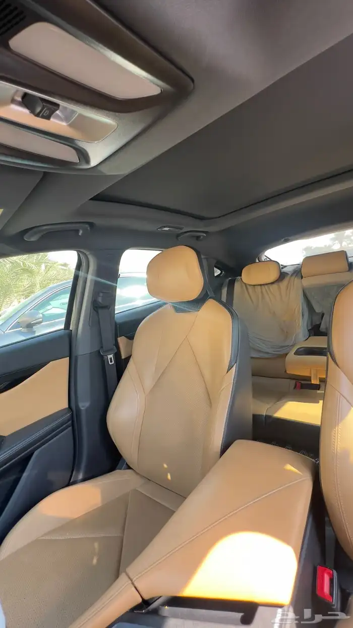 للتنازل..بدون مقابل شانجان يوني في 12