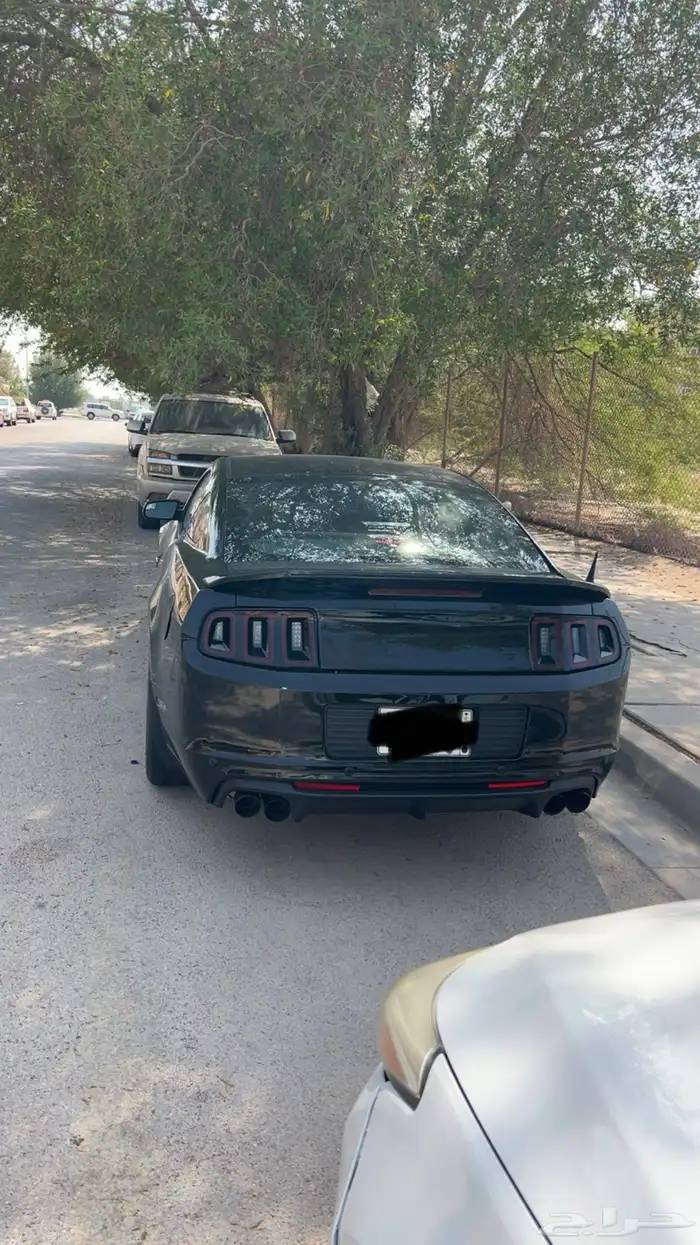 موستنج 2013 اسود قير عادي 8V 10