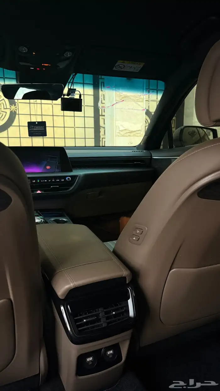 كيا K8 موديل 2022 فل اوبشن بحالة الوكالة- V6- 14