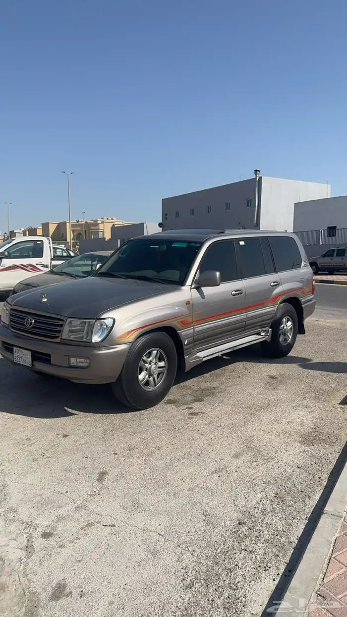 لاند كلوزر 2004 3