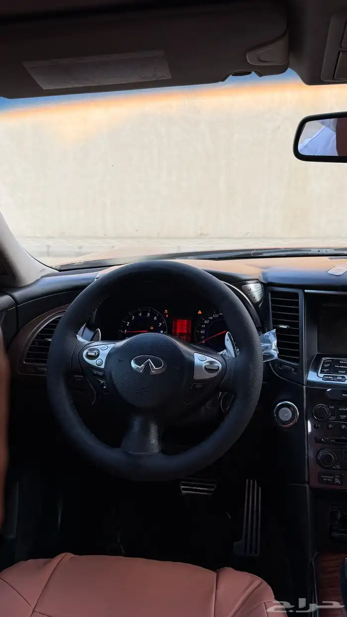 انفنتي FX35 2010 دبل للبيع 16