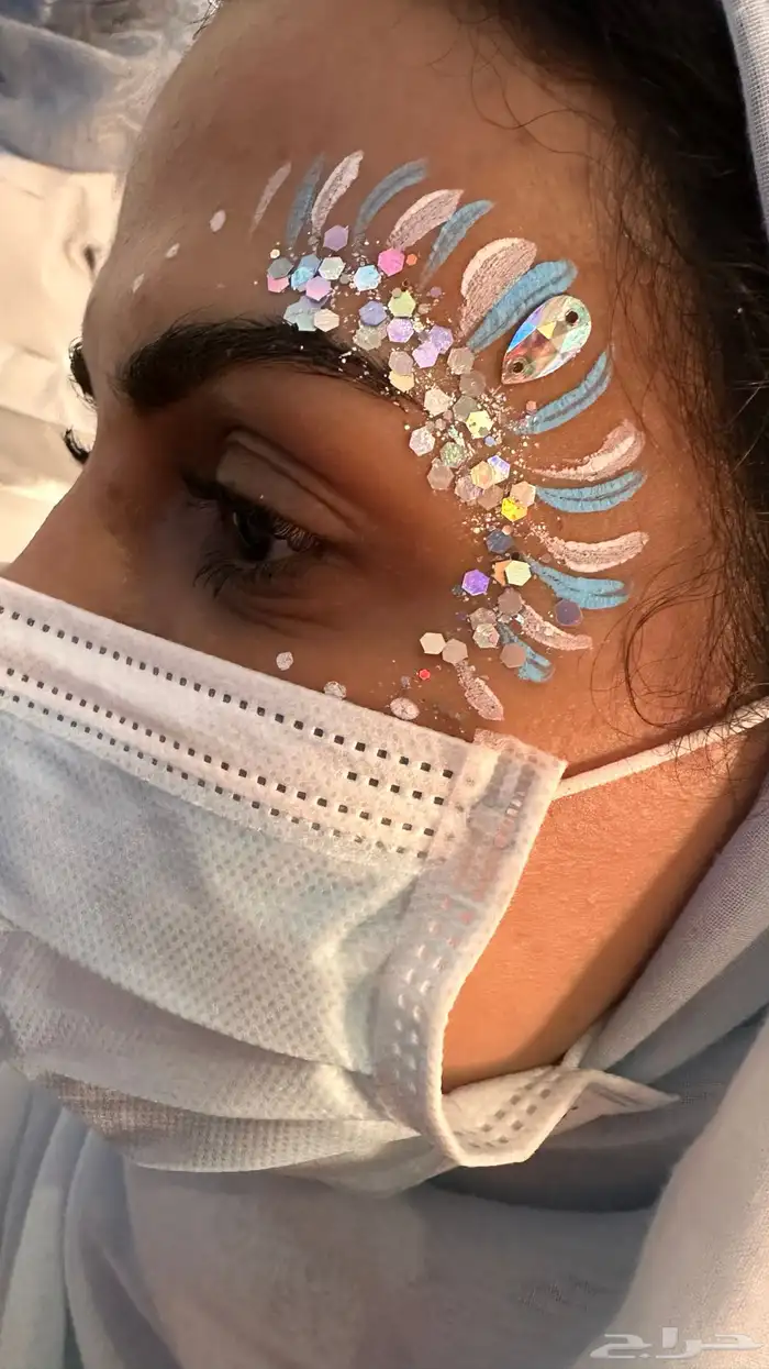 مهرجة مع رسم وجه 8