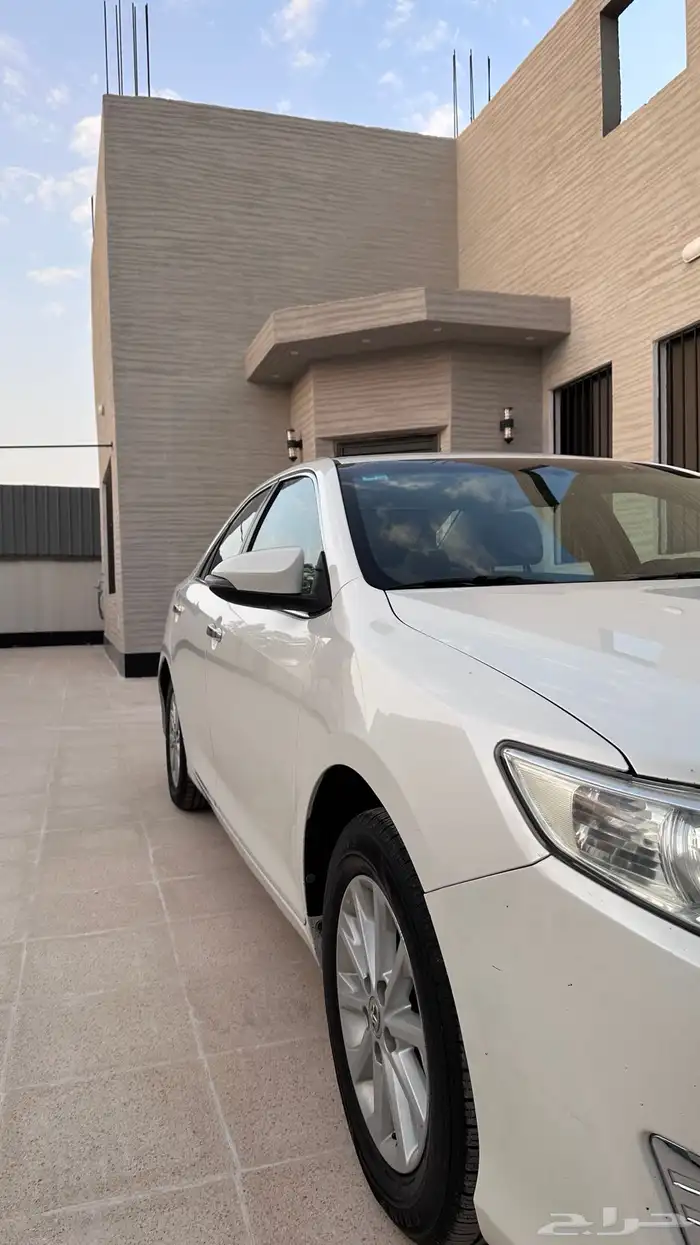 ( تم البيع ) كامري 2014 GLX نظيف بلد 9