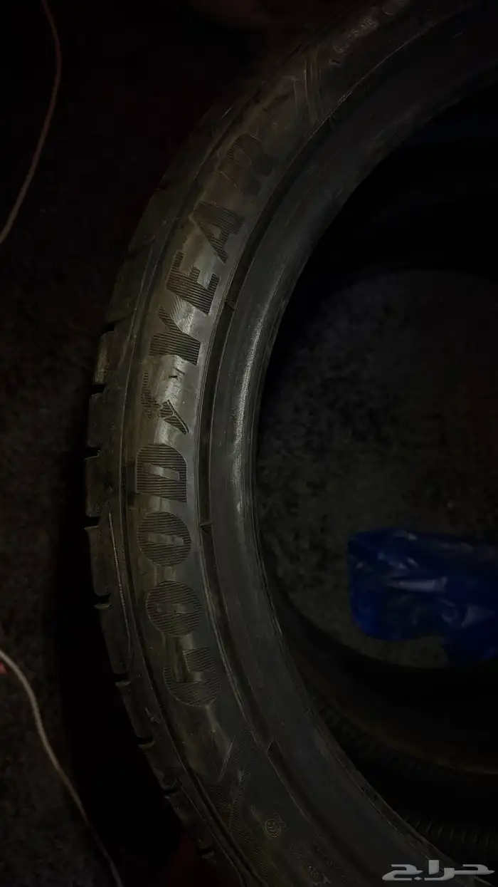 قطع مرسيدس كفرات نظاف 90 4