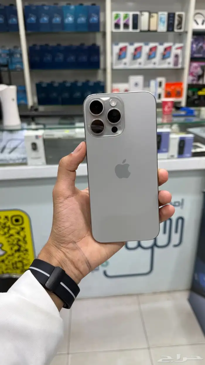 ايفون16برو ماكس 4