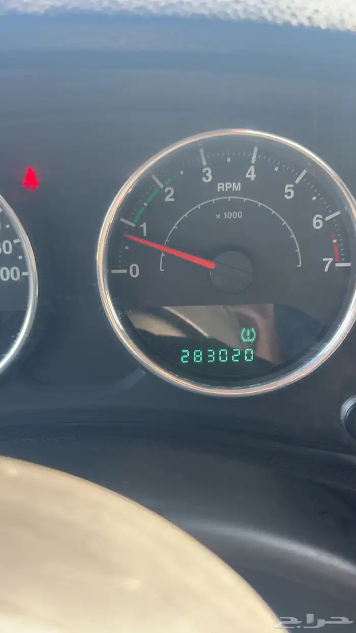 للبيع جيب رانجلر 2012 4