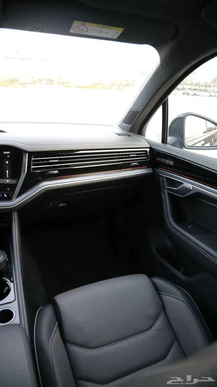 طوارق R Line .. ( نزلت بالسعر ) 33