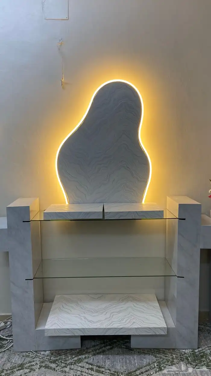 عربية ملكة 0