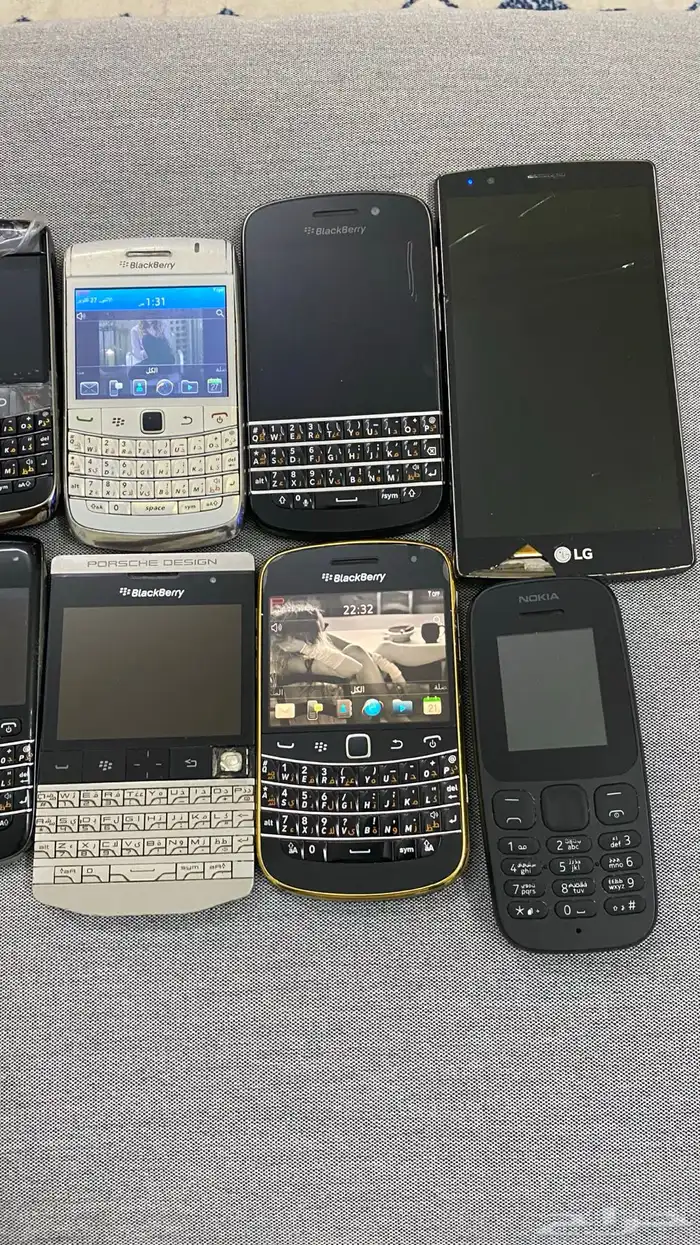 اي جوال بلاك بيري من الصغير 150 الحبه والكبير 200عرض لفتره 2