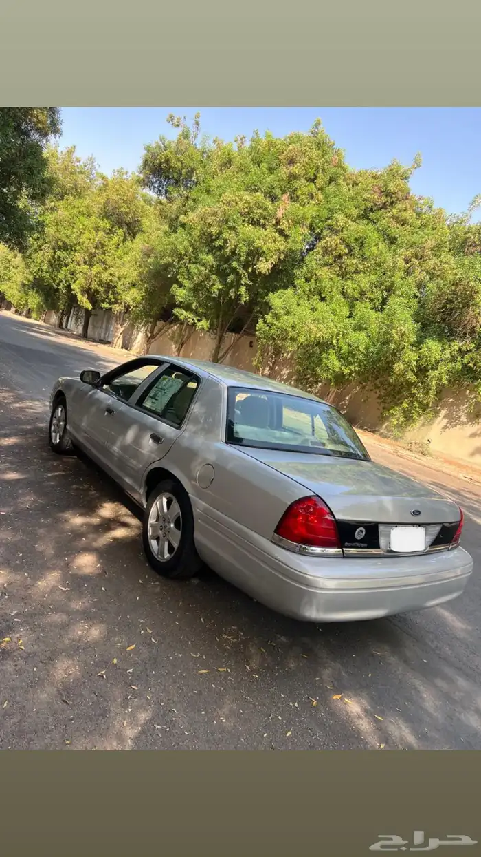 فور - كراون فكتوريا 3