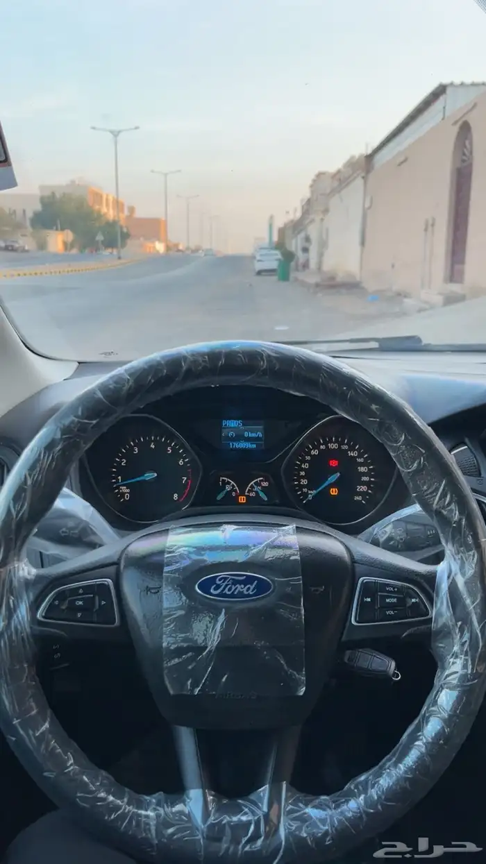 سياره فورد فوكس للبدل 2015 6