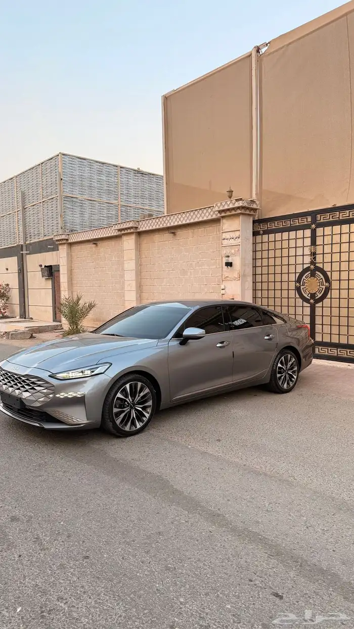 كيا K8 موديل 2022 فل اوبشن بحالة الوكالة- V6- 0