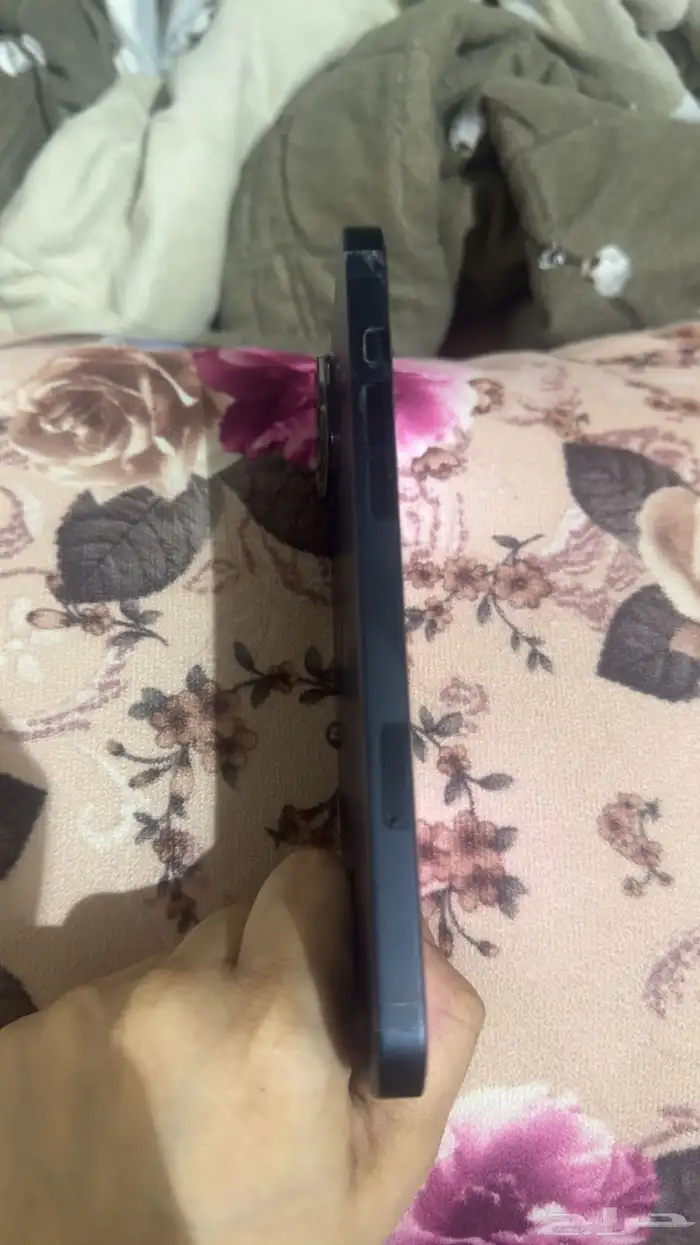 آيفون 14 بلس 3