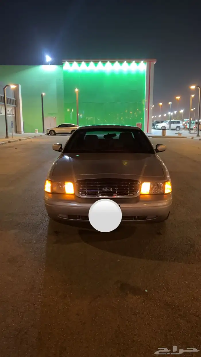 فورد كروان فاكتوريا 2011 1