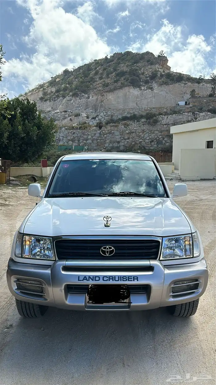 لاند كلوزر صالون 2002 0