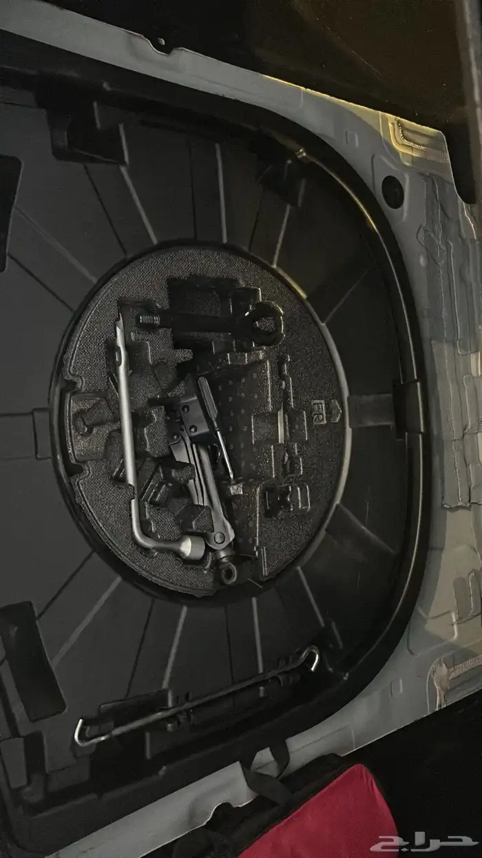 للبيع كامري 2020 ستاندر 8