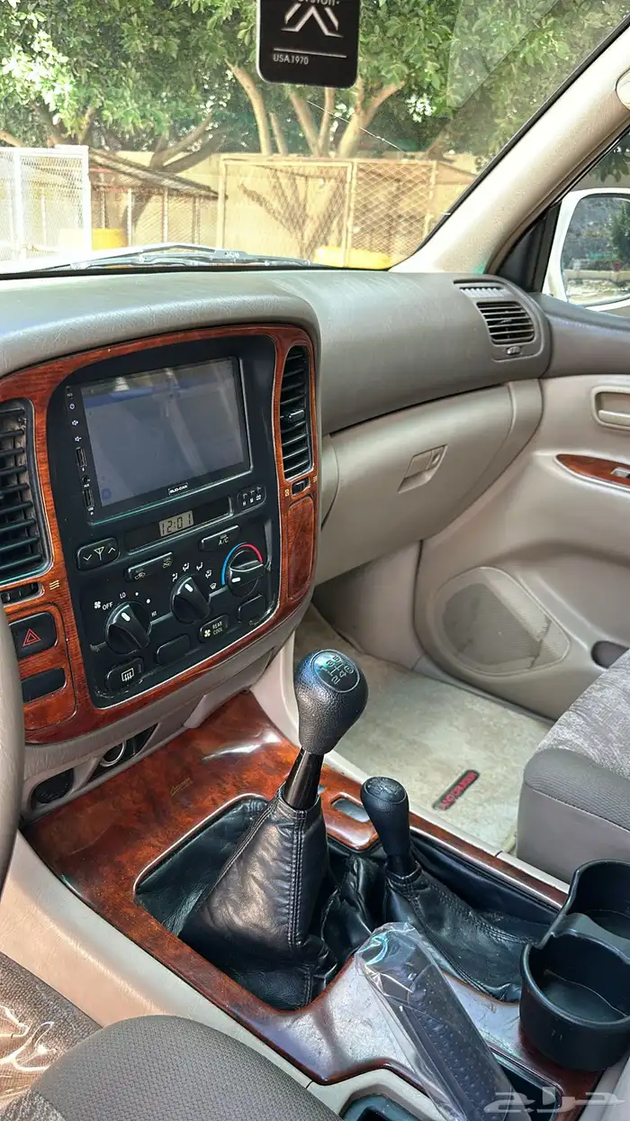 لاند كلوزر صالون 2002 4