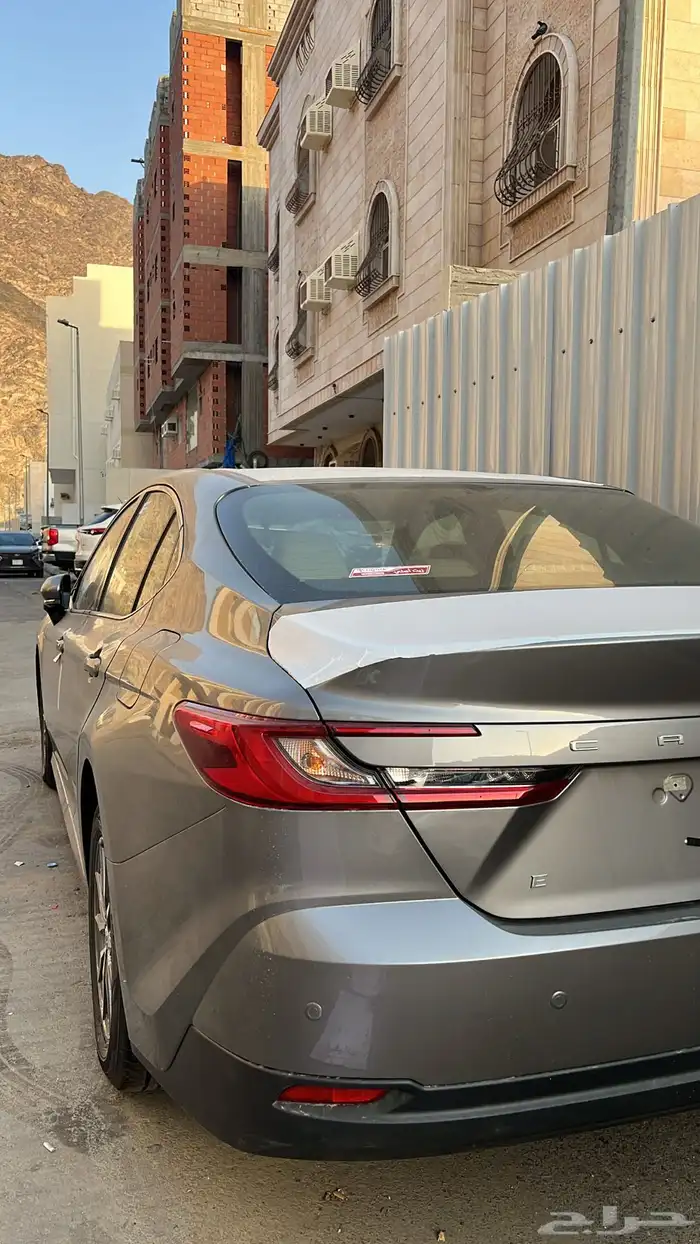 ( عرض ) للبيع كامري 2025 اصفار صادر لها لوح . 6