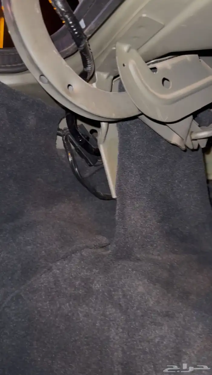 فورد جراند ماركيز 2001 نظيفة 100 32