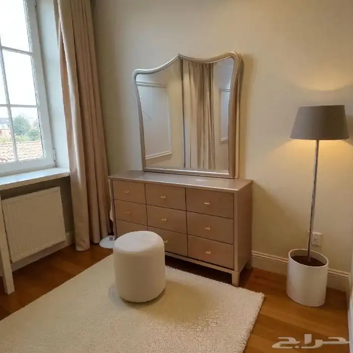 تصنيع الخزائن وغرف النوم 3