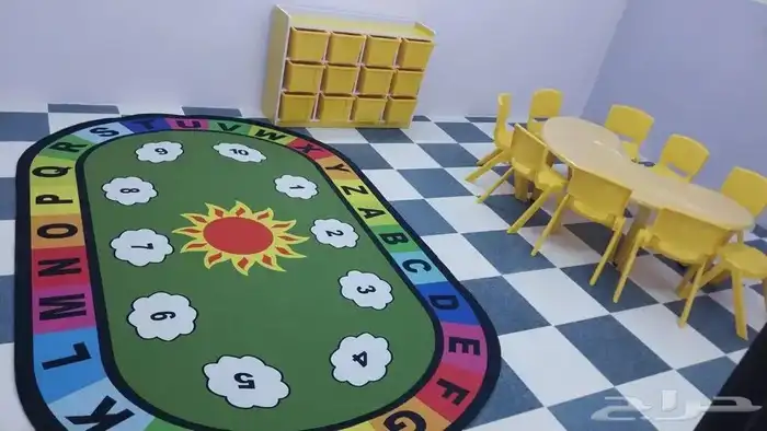 مراجيح جدارية طاولات وكراسي 15