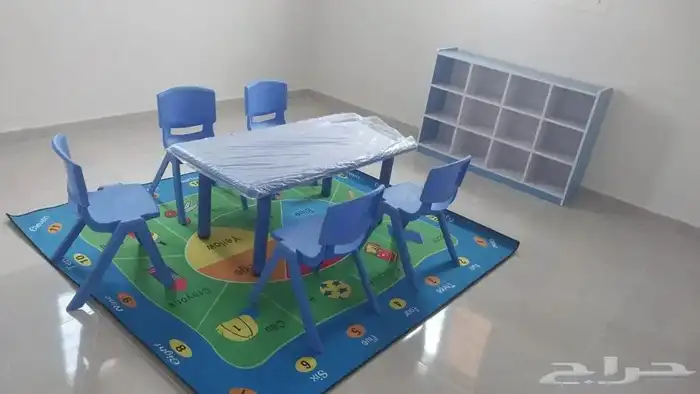 مراجيح جدارية طاولات وكراسي 14