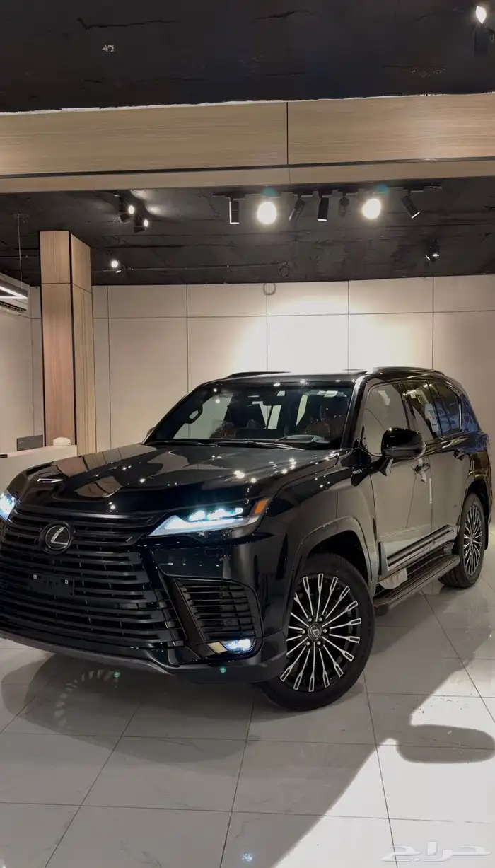 لتأجير السيارات الVIPصقر واحد رنج روفر لكزس 4