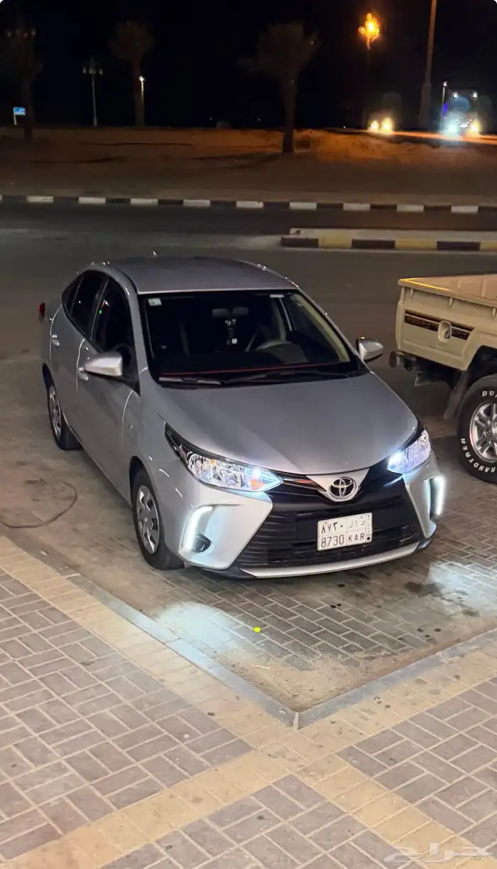 سياره يارس 2022 ماشيه 75 الف 0