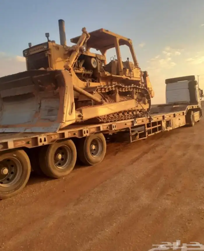 يوجد قلاب سكس و شيول للايجار الشغل بالقطوعه او اليوميه او ب 3