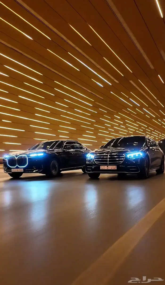 لتأجير السيارات الVIPصقر واحد رنج روفر لكزس 1