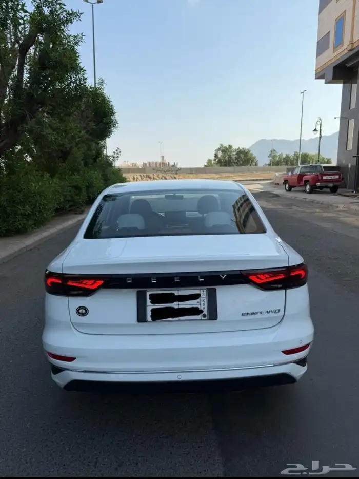 جيلي امجراند 7 5