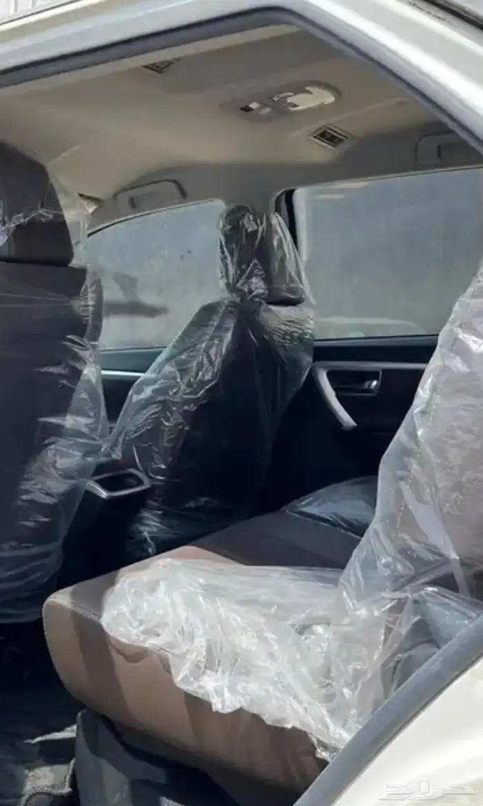 للبيع سياره تويوتا فورتشنر VX3 اصفار 5