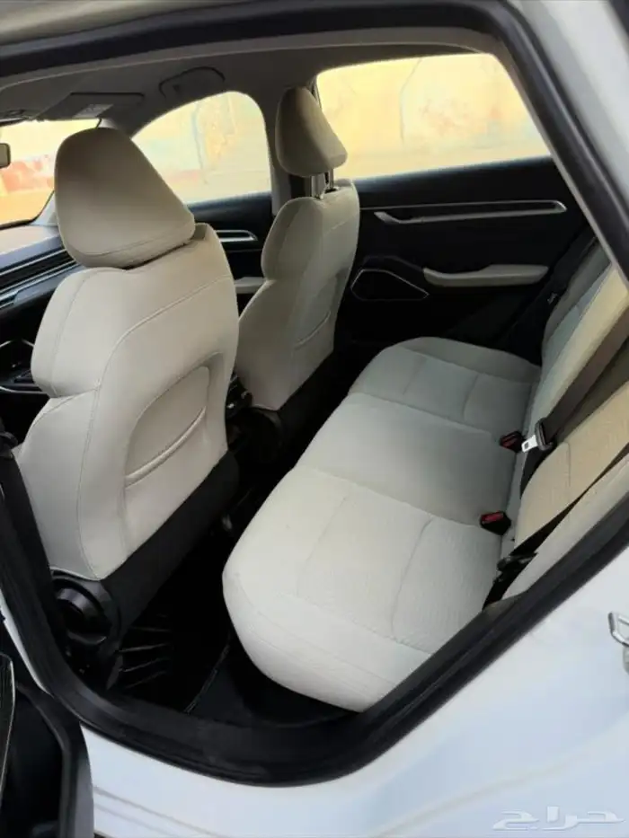 جيلي امجراند 7 9