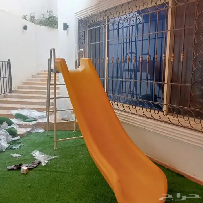 مراجيح جدارية طاولات وكراسي 30