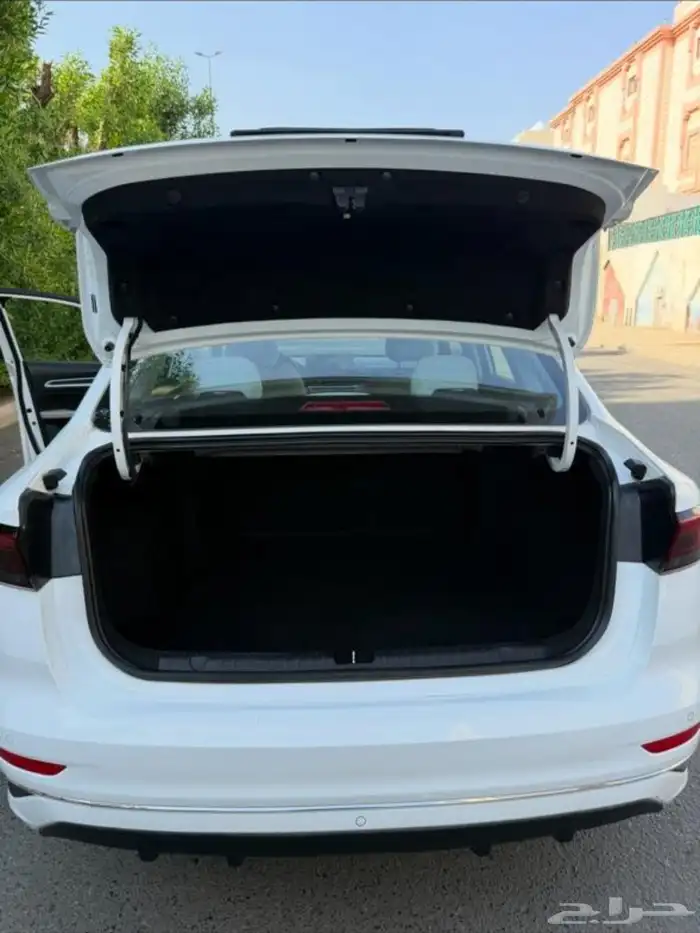 جيلي امجراند 7 11