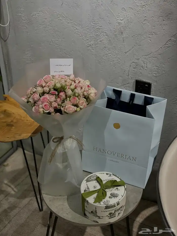 مندوب توصيل هدايا الرياض 5