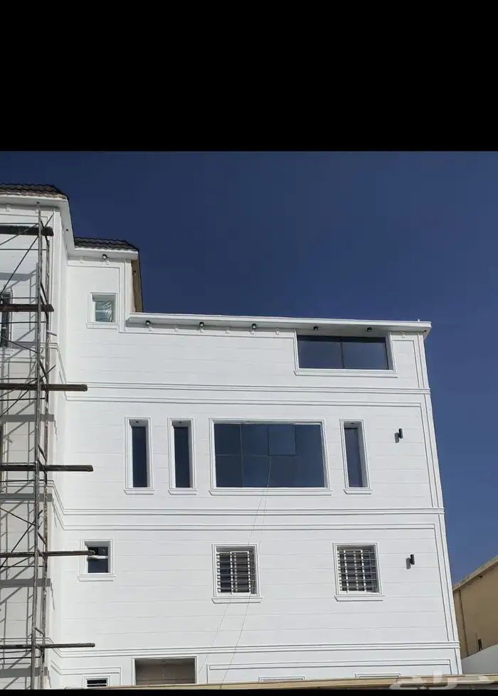 لياسه ملونه بااشكال حجر طبيعي بجميع الالوان والاشكال 1