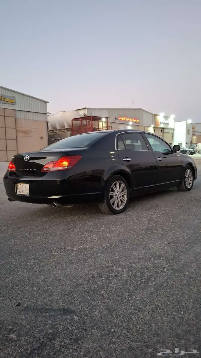 للبيع تايوتا أفالون مديل 2008 2