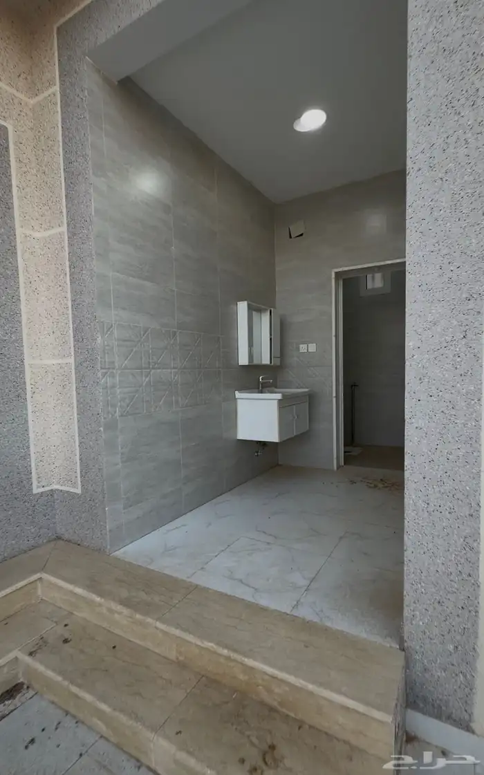 دور وشقتين للبيع ( اسكن واستثمر ) 1