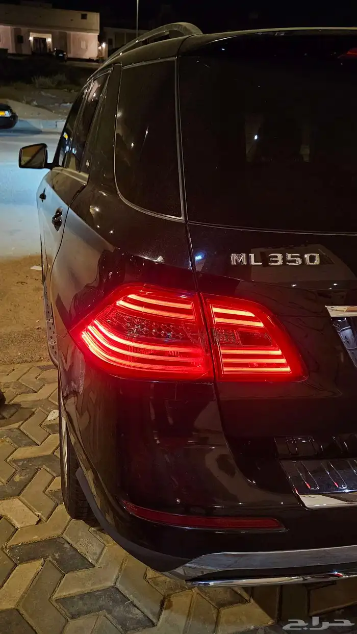 مرسيدس ML350 موديل 2014  اللون أسود ملكي 2