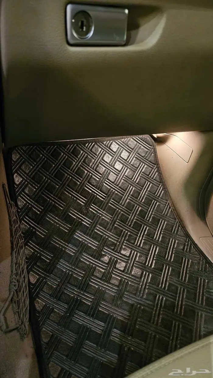 مرسيدس ML350 موديل 2014  اللون أسود ملكي 39