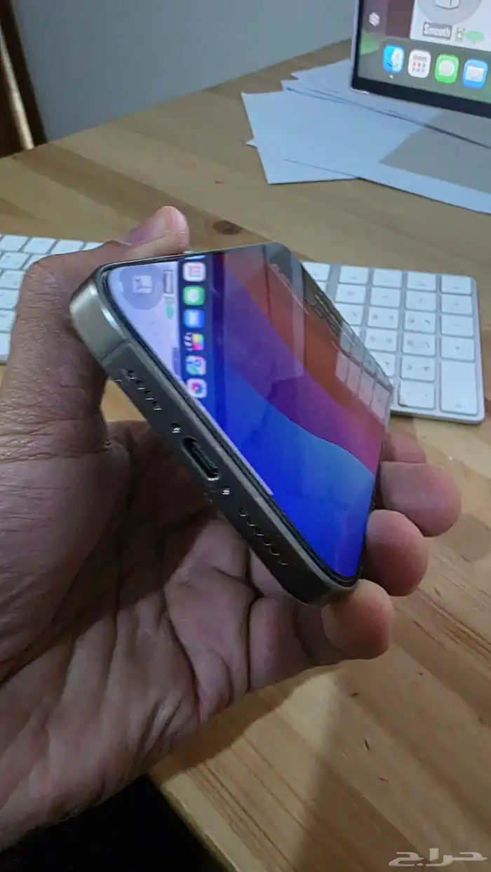 ايفون 16 برو ماكس تيتانيوم 1