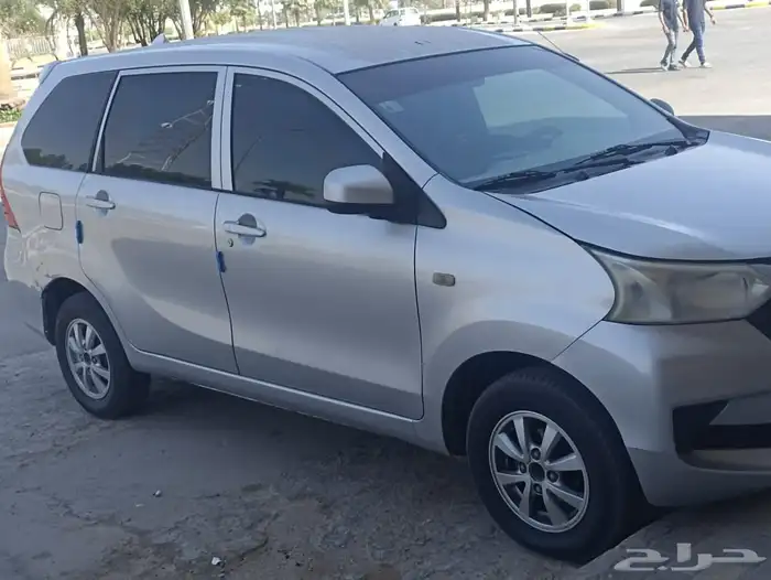 تويتا ماشي 230 وكاله بدي مكينه قير شرط سيمت 26 والبيع قريب 1