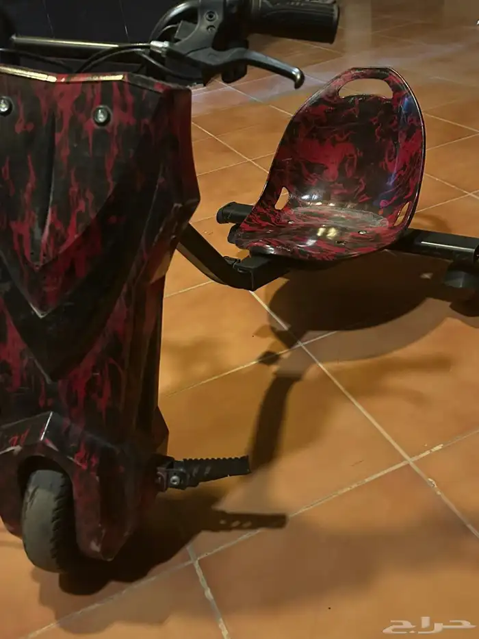 سكوتر للبيع نظيف - يحتاج بطارية 1