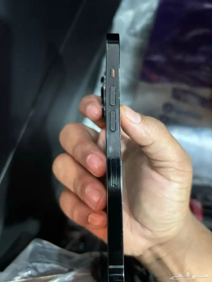 للبيع آيفون 14 برو 3