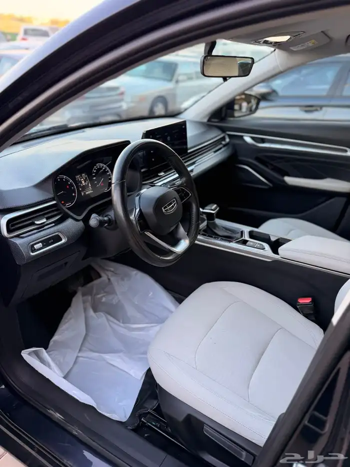 جيلي ام جراند 2024 7