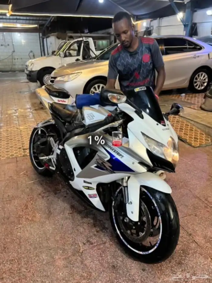 دباب سوزوكي GSX-R 600 1