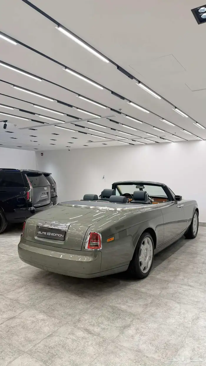 Rolls Royce phantom Drophead 2009 مخزن 3