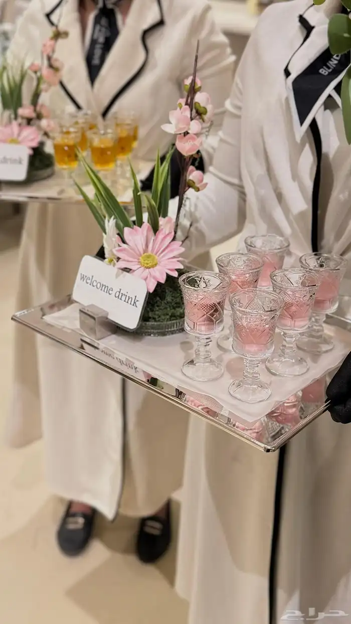 قهوجي وصبابين ومضيف 4